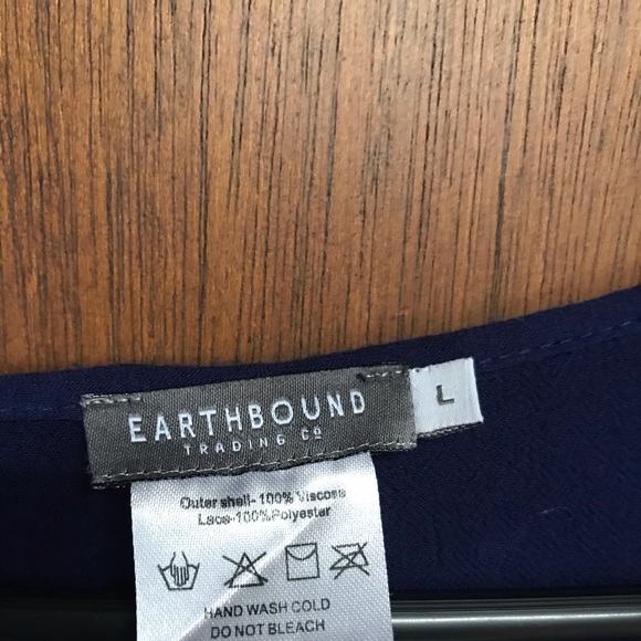 Top and pants - Picture 3 of 6